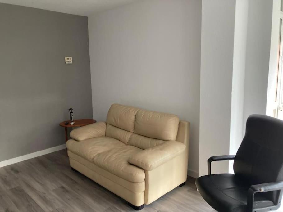 Silencioso, Luminoso Y Familiar Apartamento Apartment Madrid Bagian luar foto